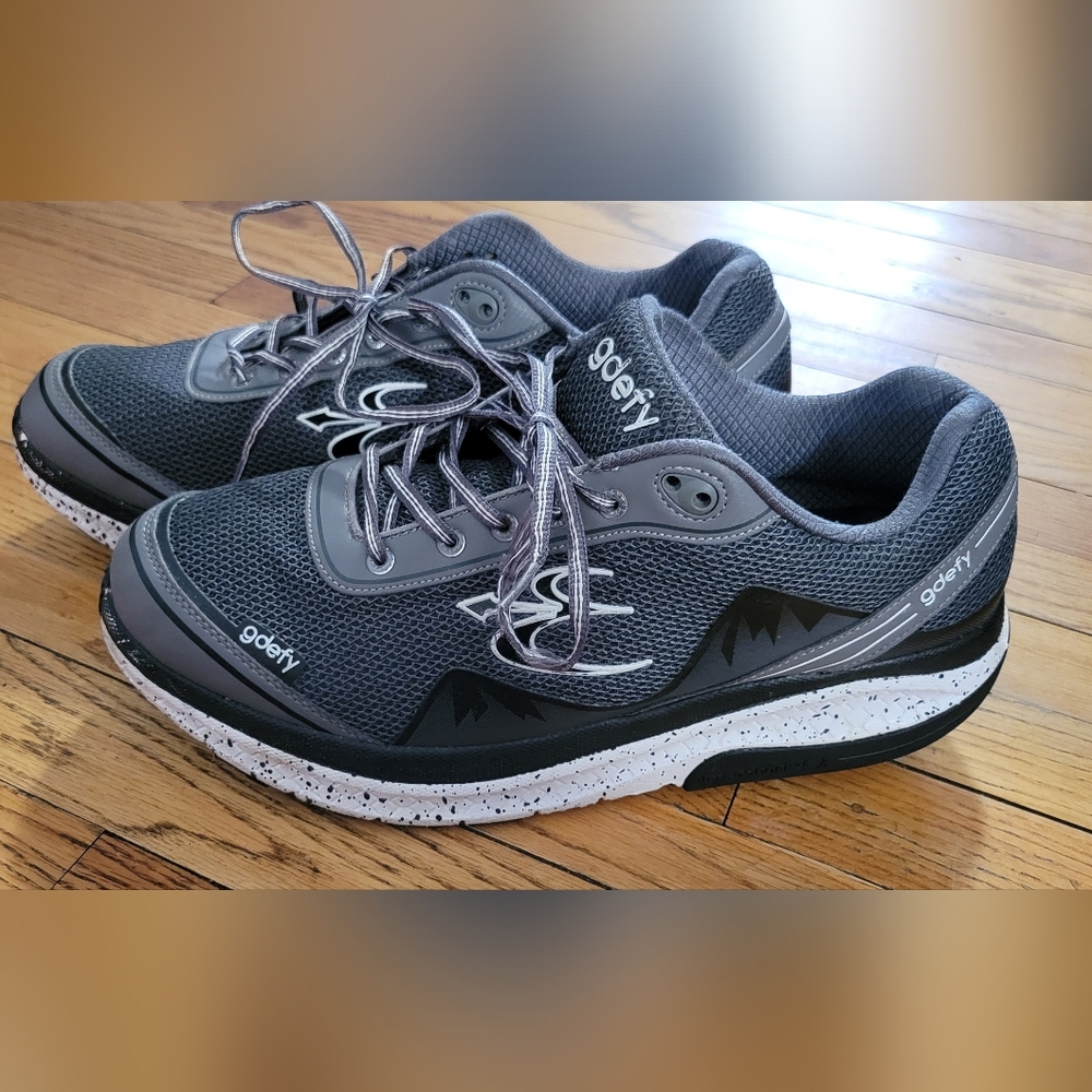 G-defy Gravity Defyer Mighty Walk sneakers back/knee pain relief Mans 13